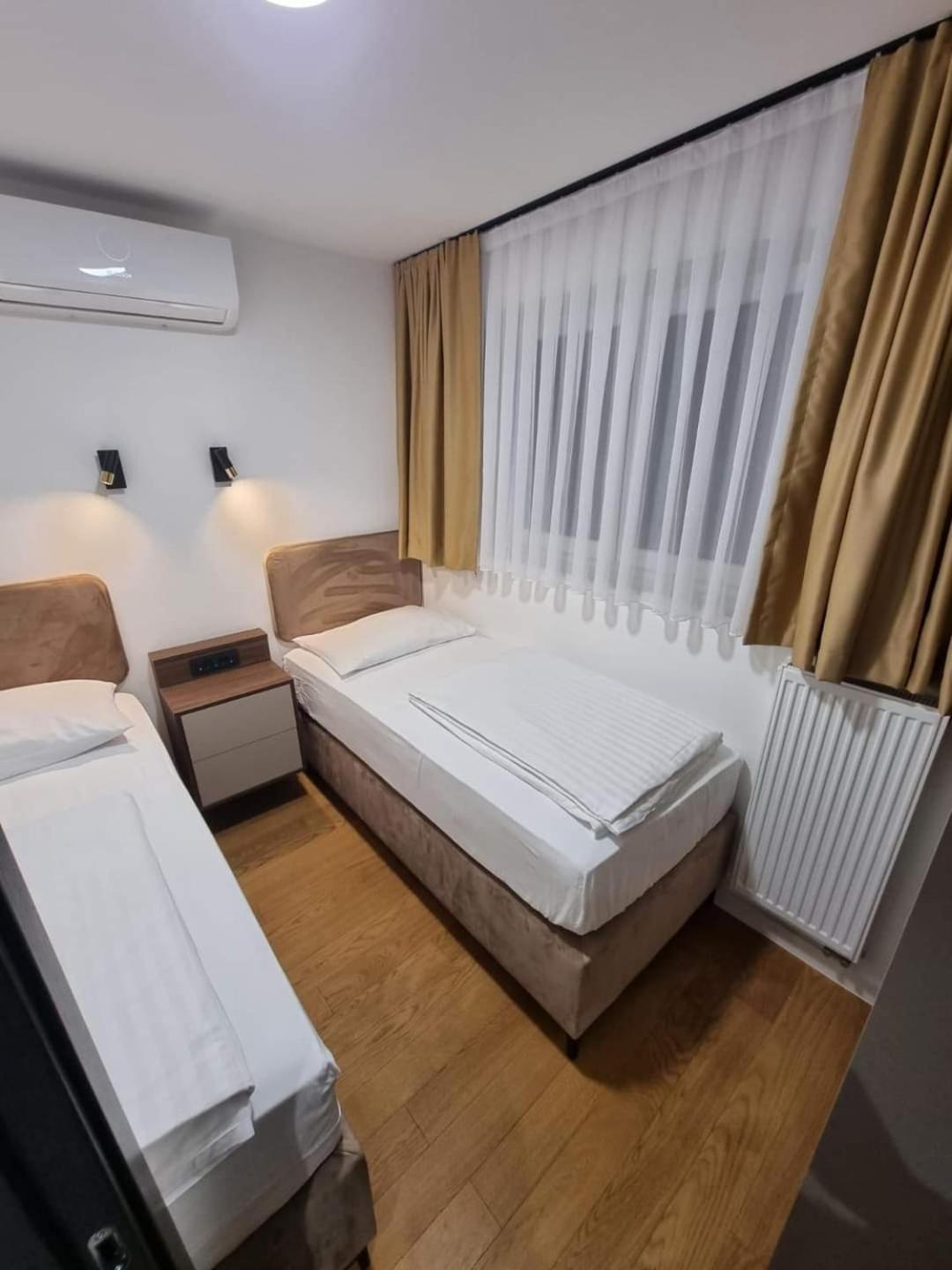 Апартаменты Osijek Luxury Center - Self Check In, Free Private Parking, Ulica Ivana Gundulica 82 Экстерьер фото